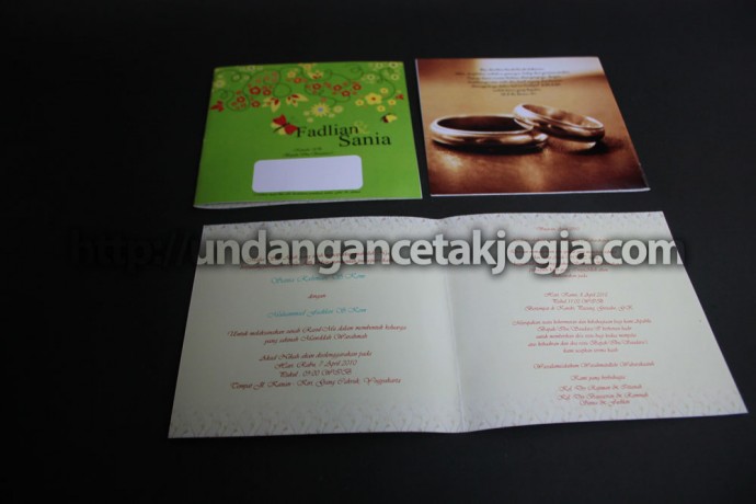 Undangan Pernikahan Vintage Murah 04