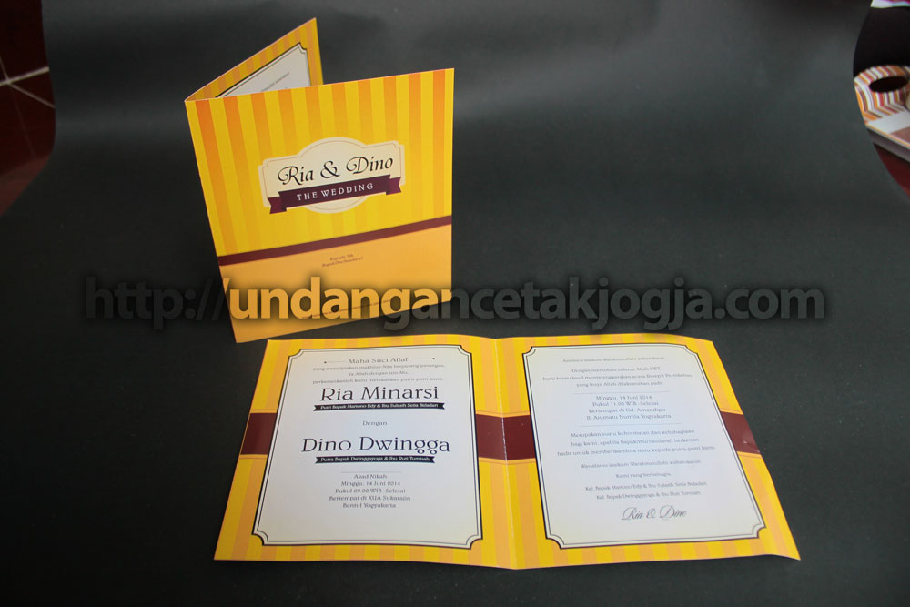 Undangan Murah Garis-Garis Ria - Dino