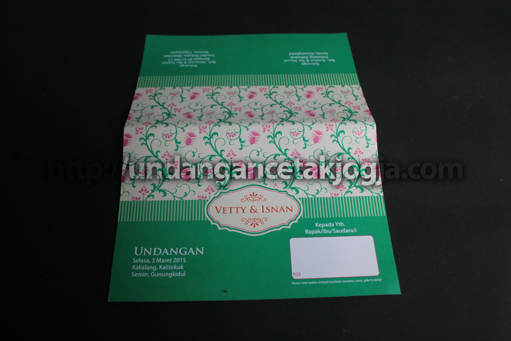 Undangan Pernikahan Vintage Murah 03