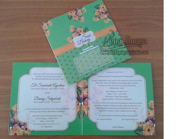 Undangan Pernikahan Vintage Murah 06