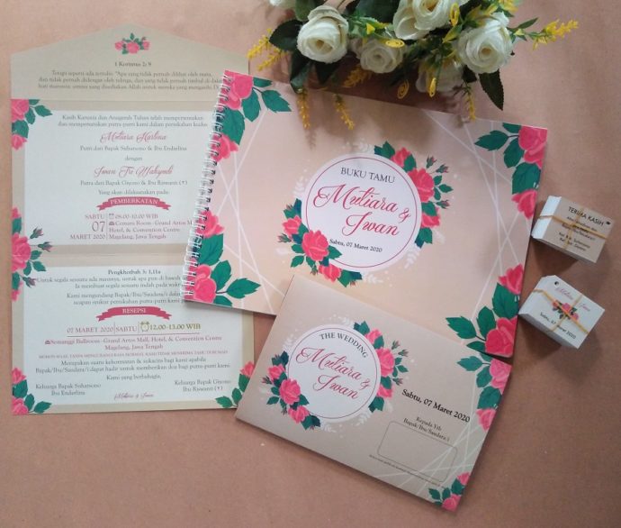 Undangan Pernikahan Tema Vintage